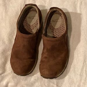 Dansko slip on size 42 water resistant leather shoes